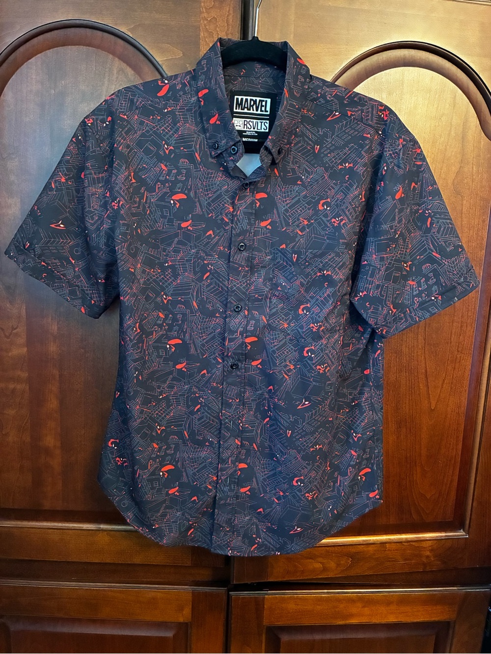 Marvel spider man RSVLTS Short-Sleeve Button-Up Shirt - Black with Red Pattern - Picture 8 of 8